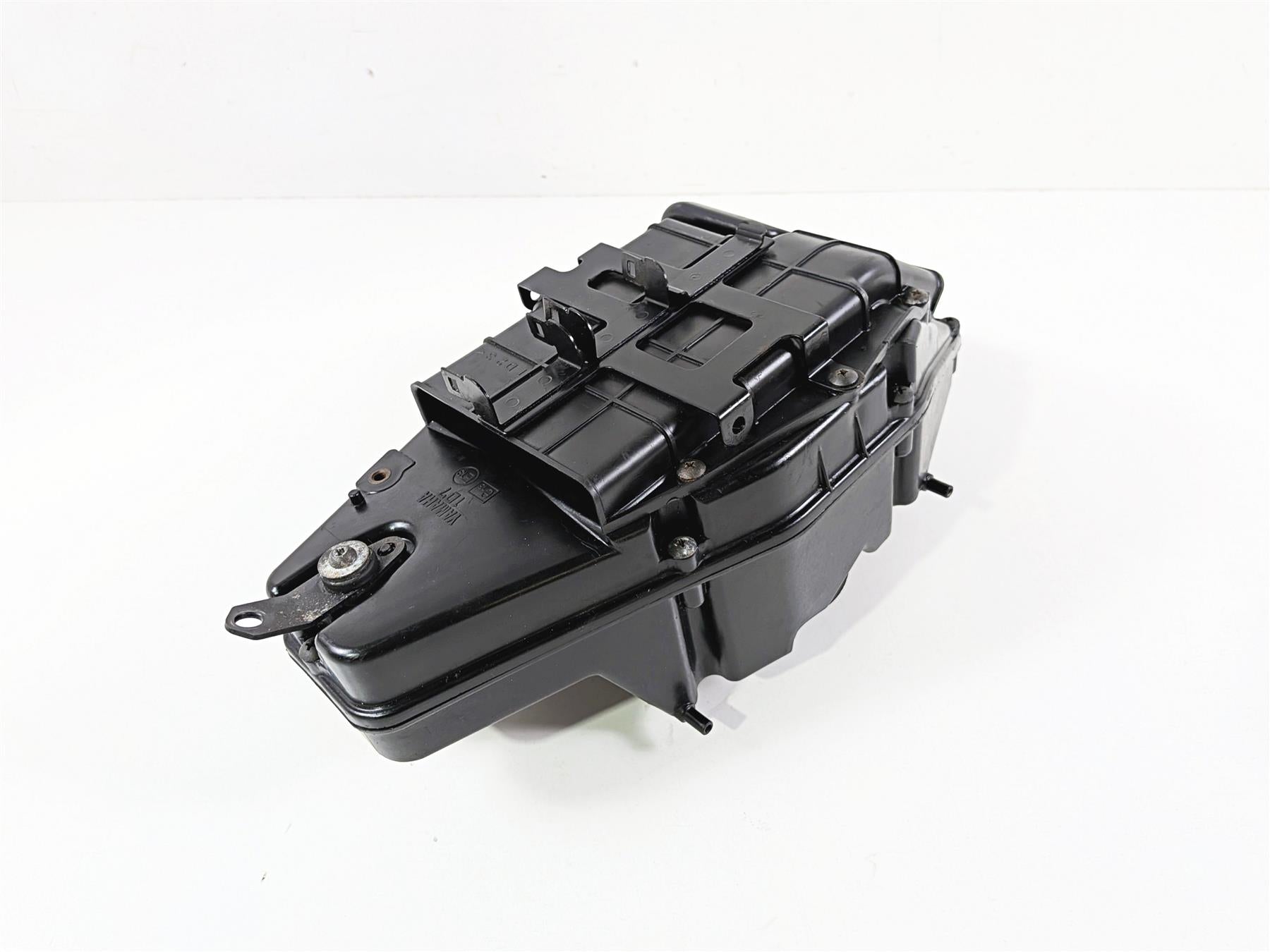 2012 Yamaha XV1900 Raider S Air Box Cleaner Breather Filter 5C7-W1443-00-00 {{ shop.shopifyCountryName }} - Mototech271