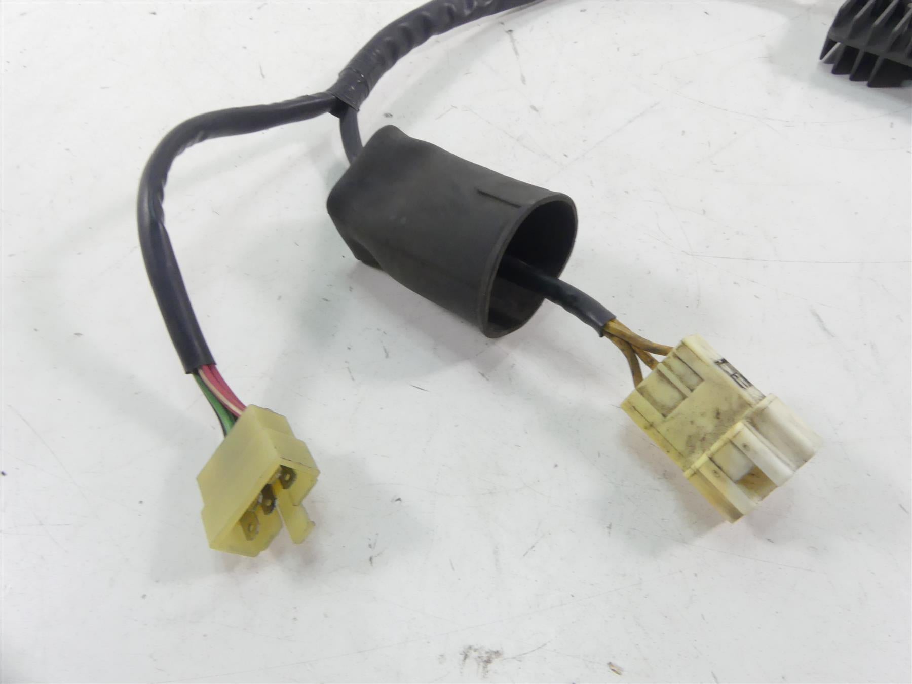 2008 Honda V-Twin VTX1800 N3 Rectifier Voltage Regulator 31600-MCH-000 SH579C-12 {{ shop.shopifyCountryName }} - Mototech271