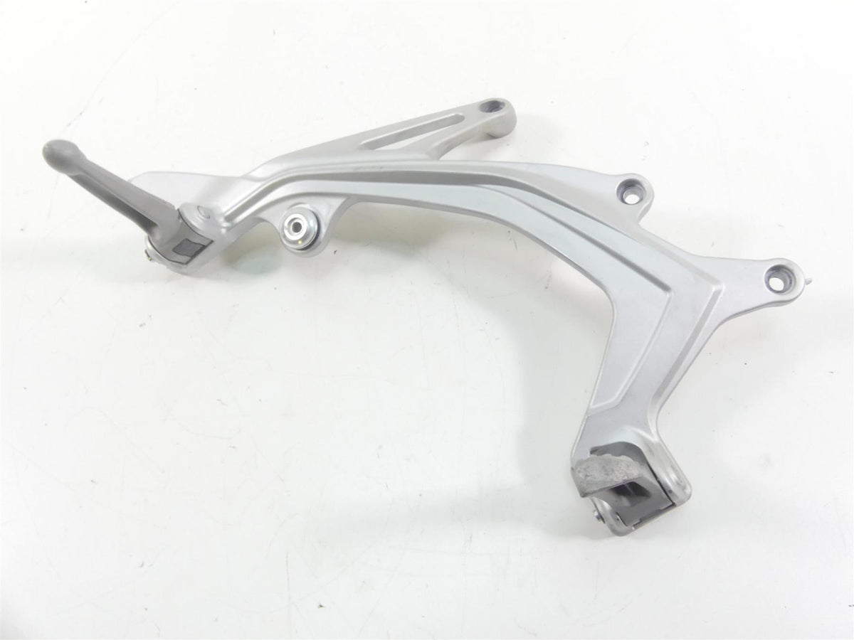 2018 Mv Agusta Brutale 800 RR Right Footpeg Foot Peg Mount Bracket Set 8AA0C1686 {{ shop.shopifyCountryName }} - Mototech271