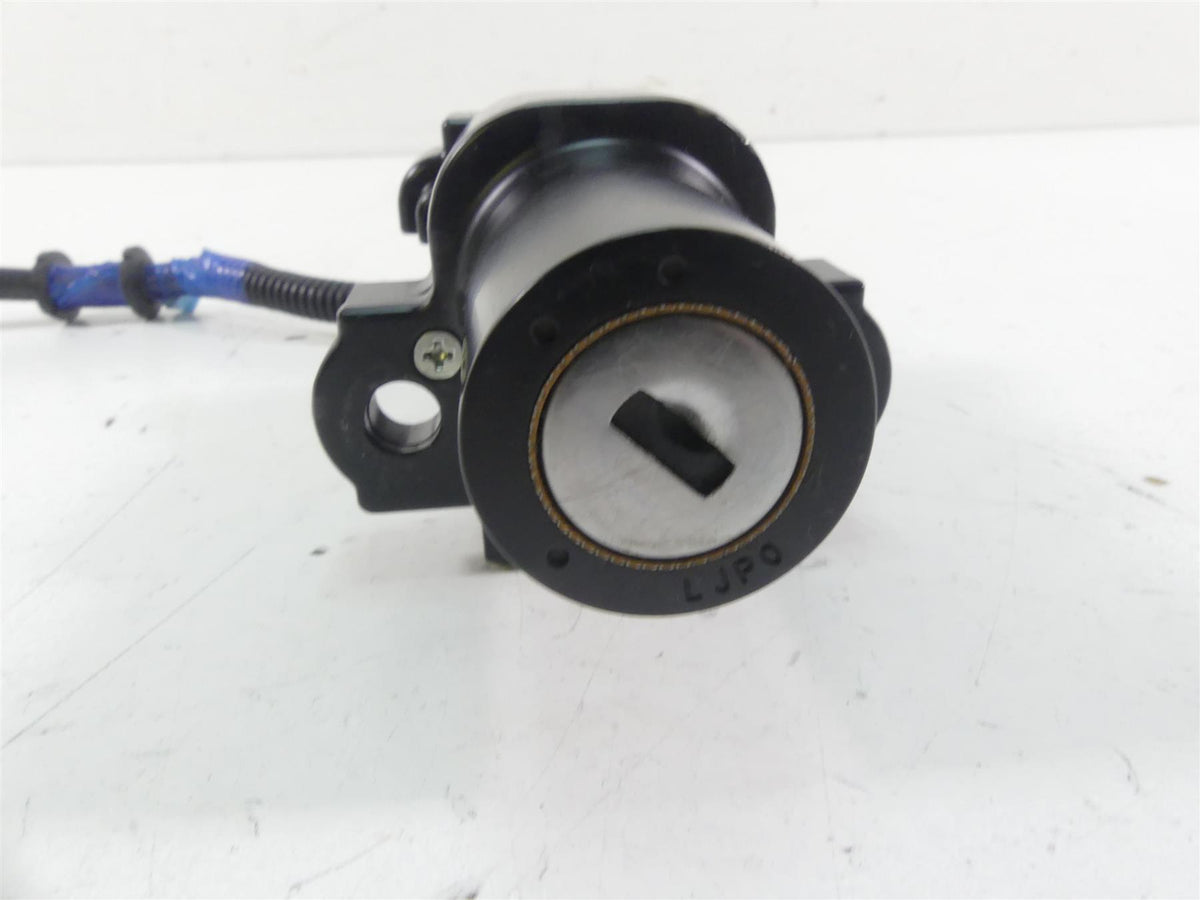 2021 Honda CBR600RR Ignition Switch Key Lock Tank Cap Set - Read 35010-MJC-L11 {{ shop.shopifyCountryName }} - Mototech271