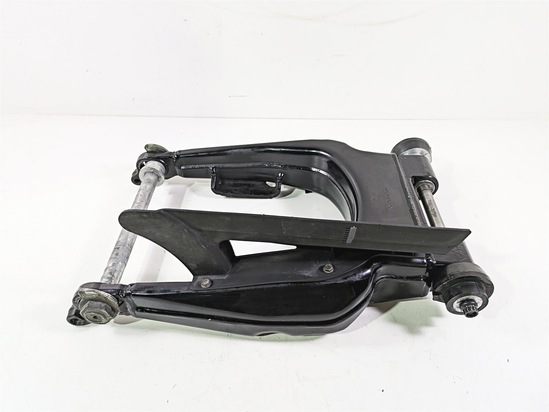 2010 Harley Touring FLHX Street Glide Rear Swingarm Swing Arm 47549-09A {{ shop.shopifyCountryName }} - Mototech271