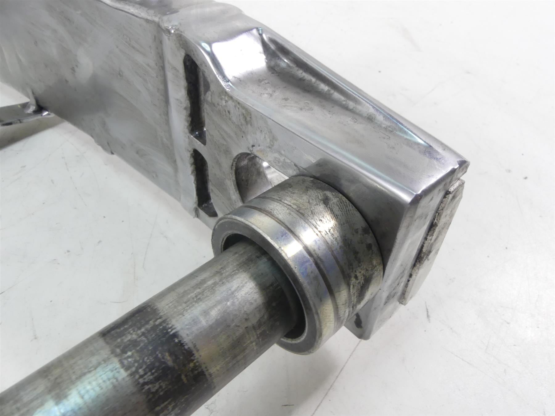 2001 Kawasaki ZX600J2 ZX6R Ninja Rear Chrome Swingarm Swing Arm 33001-1579 {{ shop.shopifyCountryName }} - Mototech271