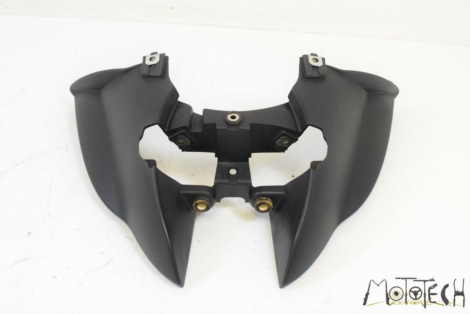 2009 BMW K1300 K1300S K40 Back Tail Center Cover Fairing 46627675427 {{ shop.shopifyCountryName }} - Mototech271
