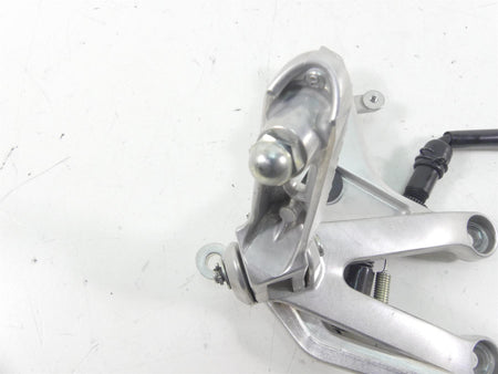 2021 Honda CBR600RR Front Right Rider Driver Footpeg + Brake Pedal 50600-MFJ-D00 {{ shop.shopifyCountryName }} - Mototech271