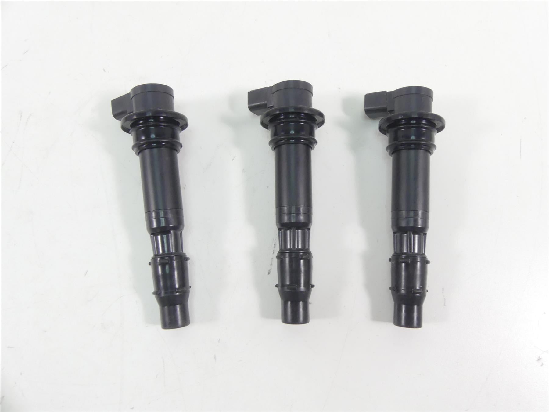 2020 Triumph Speed Triple RS 1050 Ignition Stick Coil Set T1297890 {{ shop.shopifyCountryName }} - Mototech271