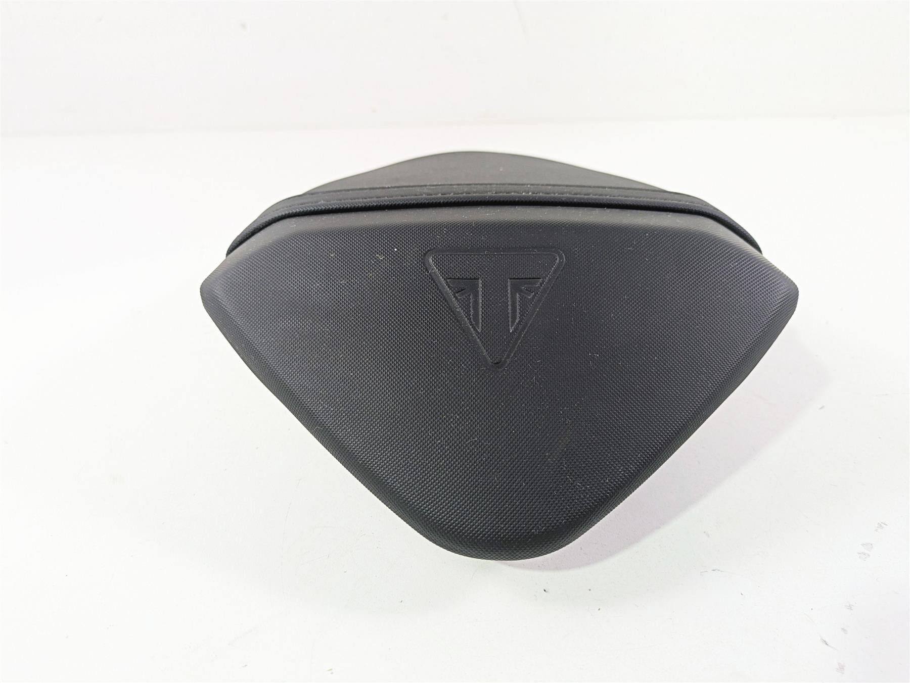 2024 Triumph Street Triple 765 R Rear Passenger Seat Saddle - Read T2311510 {{ shop.shopifyCountryName }} - Mototech271