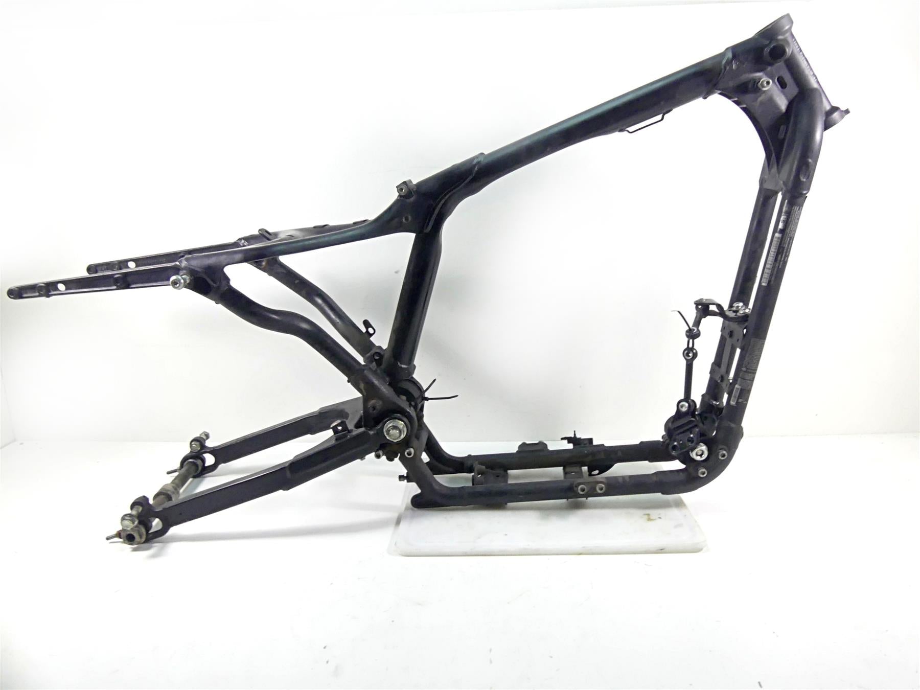 2017 Harley XL1200 CX Sportster Roadster Straight Main Frame & Swingarm With Clean California Title 47000114 {{ shop.shopifyCountryName }} - Mototech271