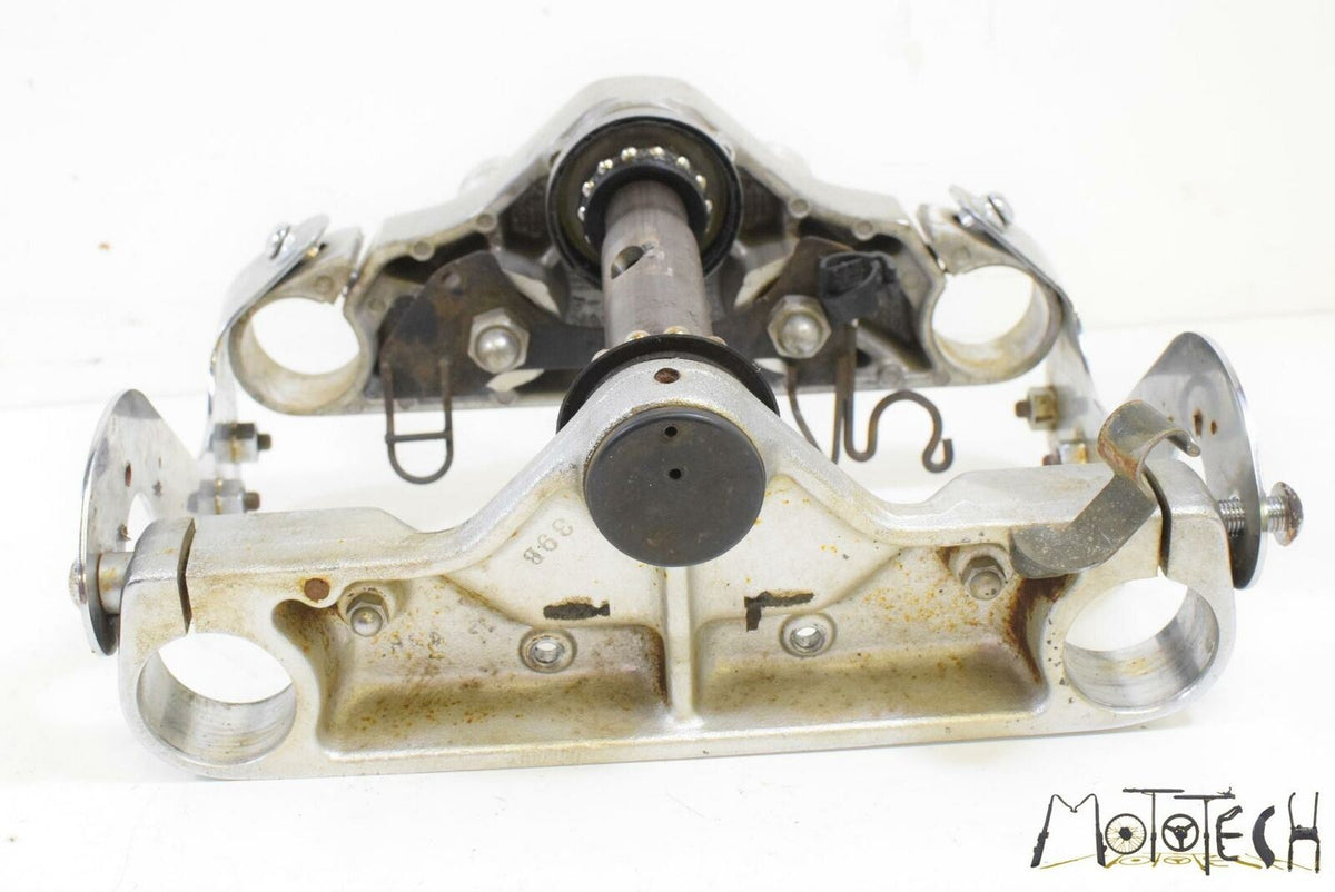 2004 Yamaha XVS650 V-Star Custom Upper Lower Triple Tree Set {{ shop.shopifyCountryName }} - Mototech271