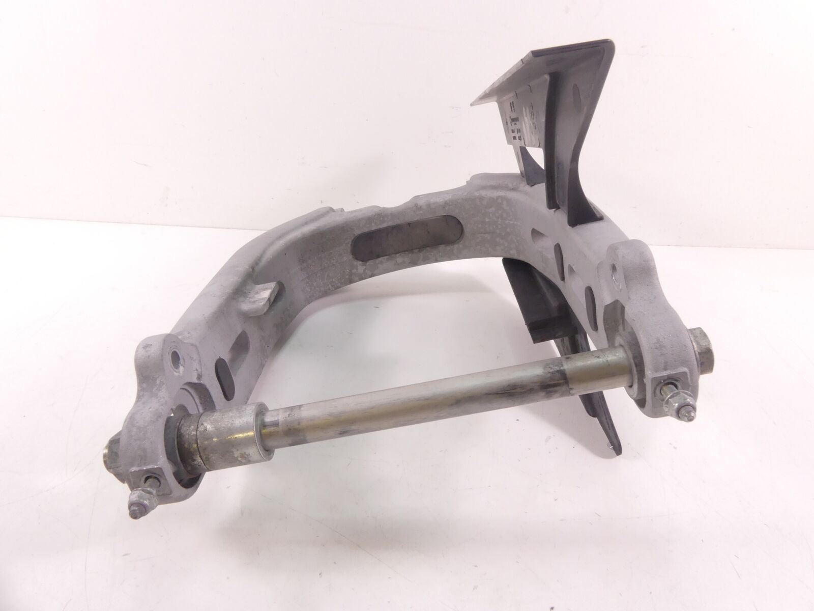 2009 Harley XR1200 X Sportster Rear Swingarm Swing Arm + Axle & Guards 47680-08 {{ shop.shopifyCountryName }} - Mototech271