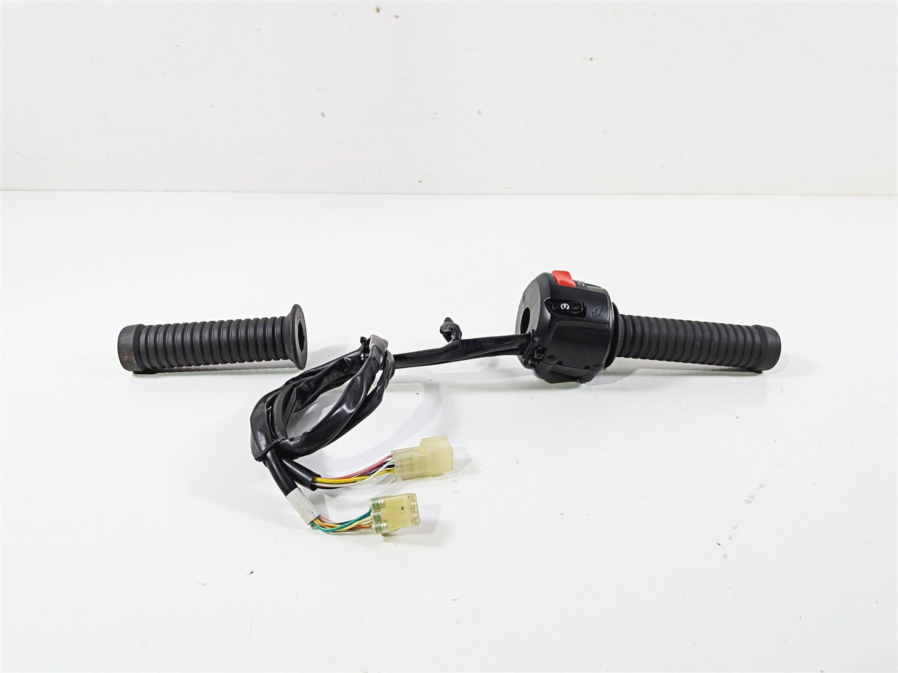 2021 Indian Scout 1200 Right Hand Control Switch Start Kill 395miles 4014450 {{ shop.shopifyCountryName }} - Mototech271