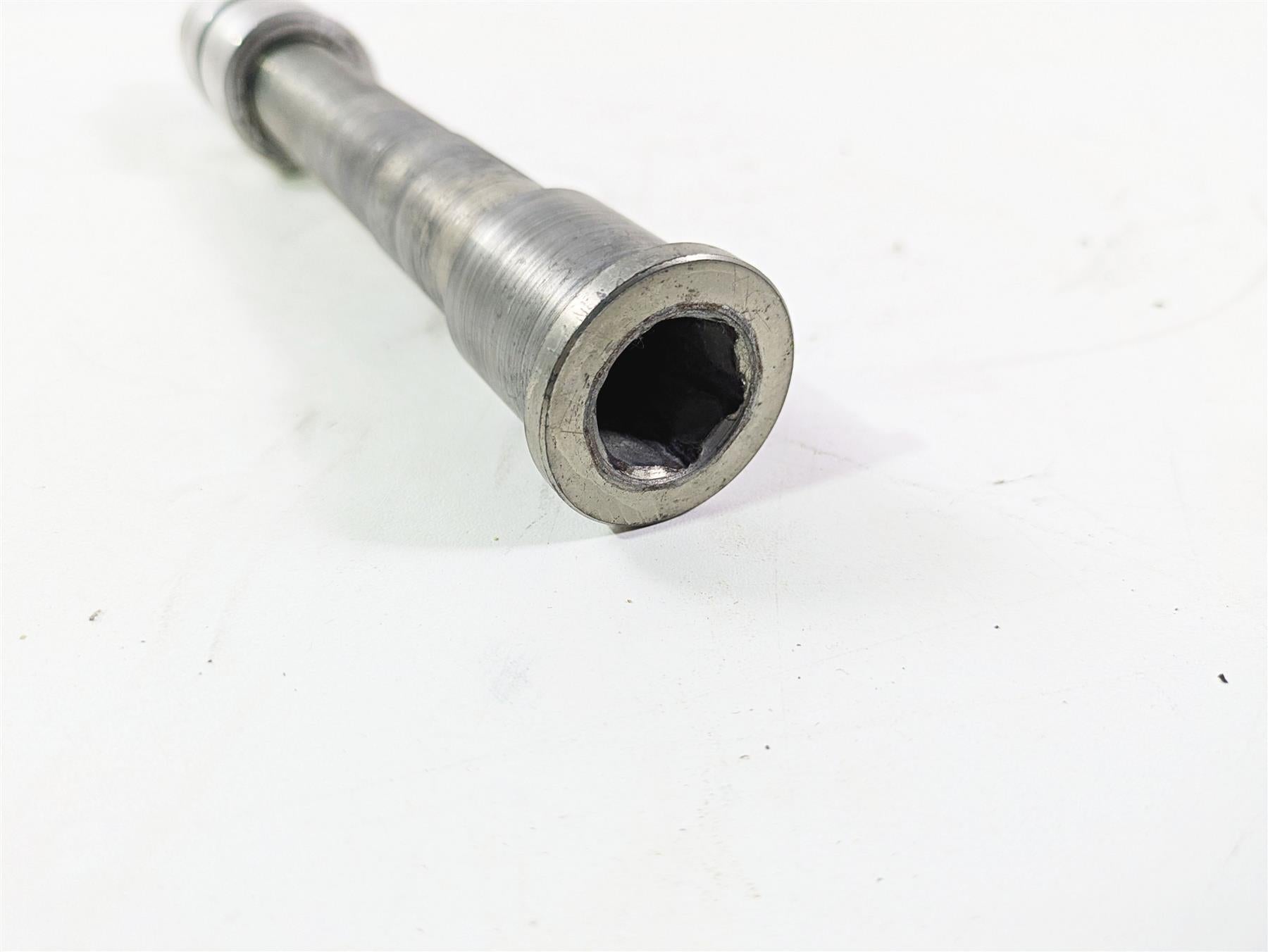 2020 Harley Softail FXST Standard Front Wheel Spindle Axle 43000081 {{ shop.shopifyCountryName }} - Mototech271