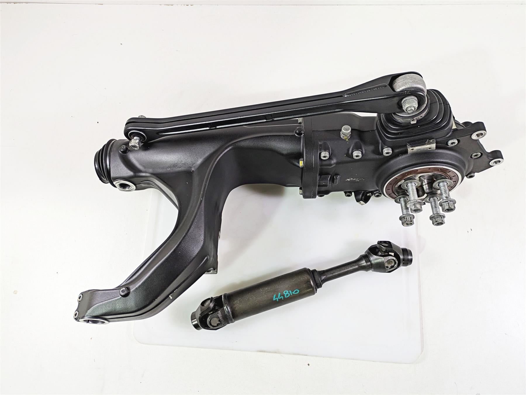 2016 Moto Guzzi Stelvio 1200 8V NTX Differential Swingarm Drive Shaft 976570 {{ shop.shopifyCountryName }} - Mototech271