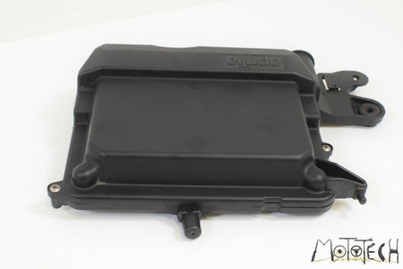 2016 Aprilia CAPONORD 1200 RALLY ECU ECM CDI Case Holder Bracket 2B000149 {{ shop.shopifyCountryName }} - Mototech271