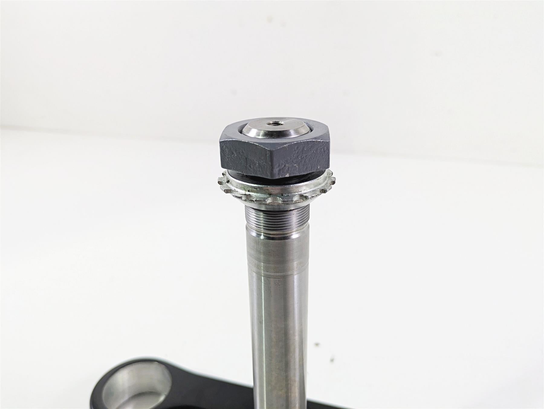 2014 Harley FXDF Dyna Fat Bob Lower Triple Tree Steering Clamp - Nice 48659-09 {{ shop.shopifyCountryName }} - Mototech271