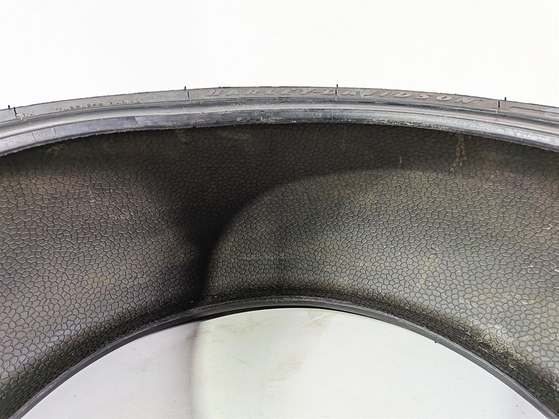 Used Rear Motorcycle Tire Michelin Scorcher 11" 240/40R18 43189-11 {{ shop.shopifyCountryName }} - Mototech271