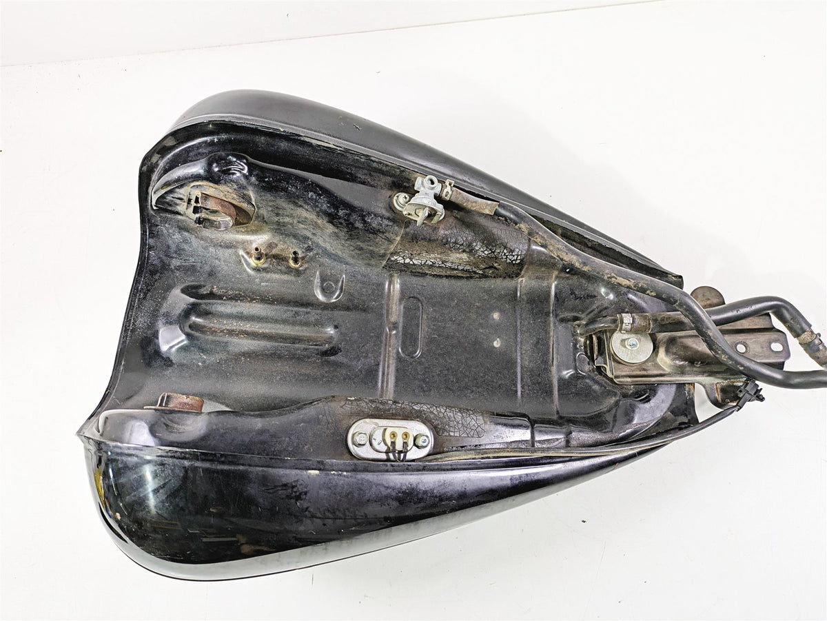 2007 Yamaha XVS1300 V-Star Fuel Gas Petrol Tank - Dented 3D8-YK241-00 {{ shop.shopifyCountryName }} - Mototech271