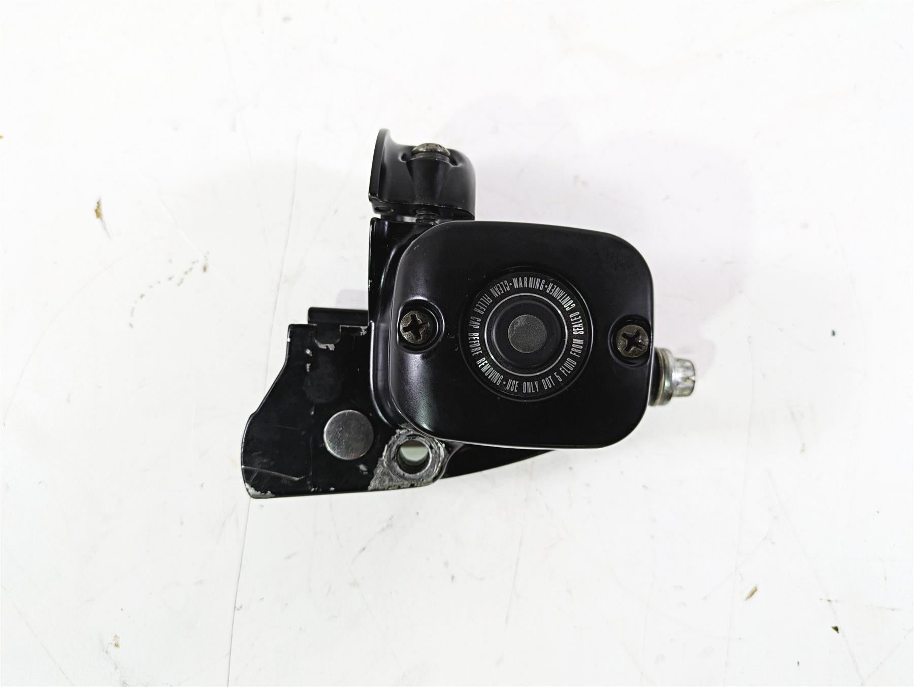 2003 Harley Softail FXSTDI Deuce 100th Front Brake Master Cylinder 9/16 45019-96 {{ shop.shopifyCountryName }} - Mototech271
