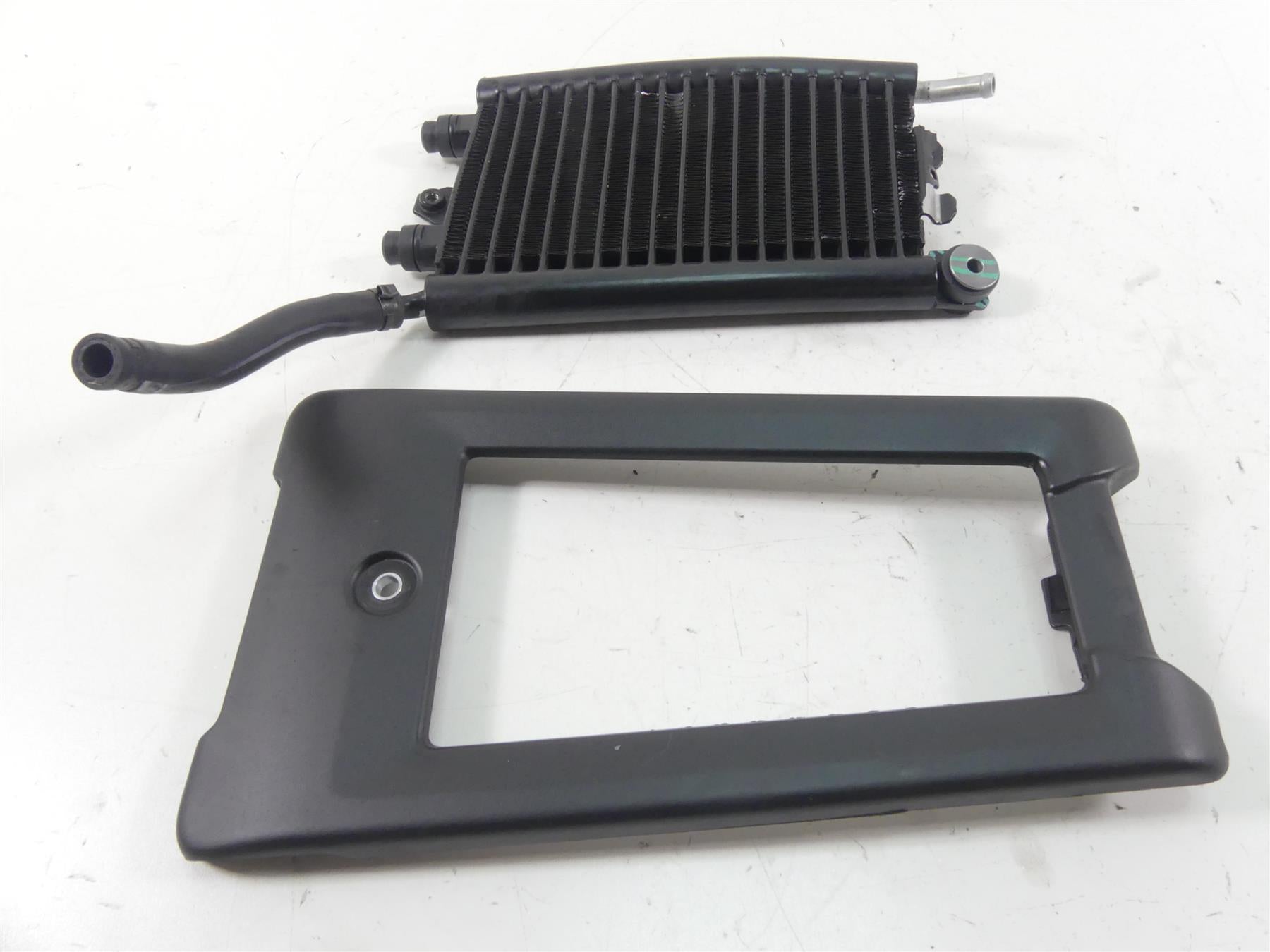 2021 Harley Softail FXBBS Street Bob Oil Cooler & Cover Twisted 62700191 {{ shop.shopifyCountryName }} - Mototech271