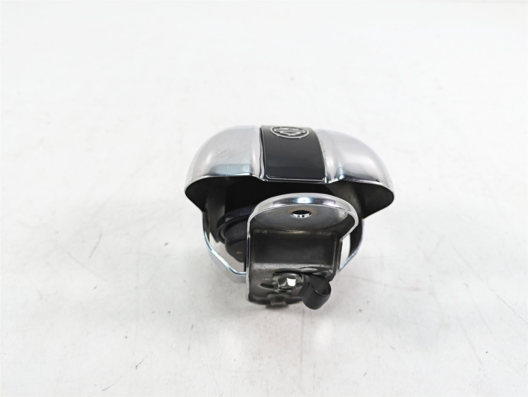2020 Harley Touring FLHX Street Glide Horn + Chrome Cover 69060-90H 61300523A {{ shop.shopifyCountryName }} - Mototech271