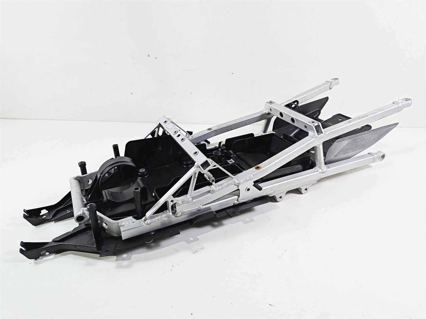 2008 Aprilia RSVR 1000 Factory Straight Rear Subframe & Inner Fender AP8146500 {{ shop.shopifyCountryName }} - Mototech271