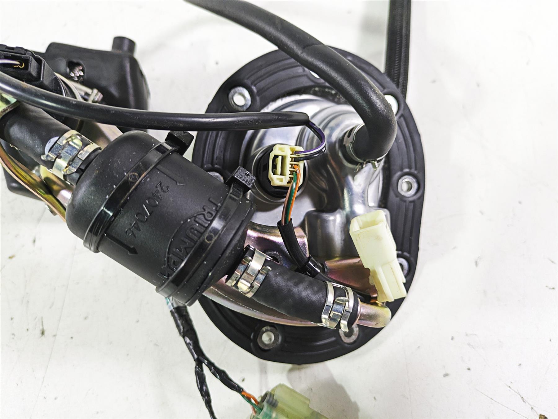 2020 Triumph Street Scrambler 900 Fuel Gas Petrol Pump -Tested T2402902 T1240330 {{ shop.shopifyCountryName }} - Mototech271
