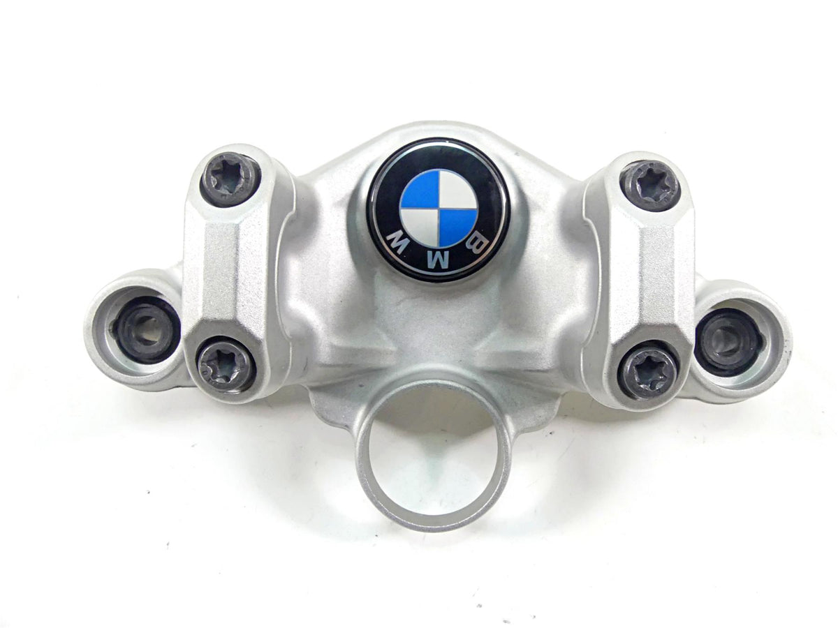 2014 BMW R1200GS K50 Upper Triple Tree Steering Clamp 31428555849 {{ shop.shopifyCountryName }} - Mototech271
