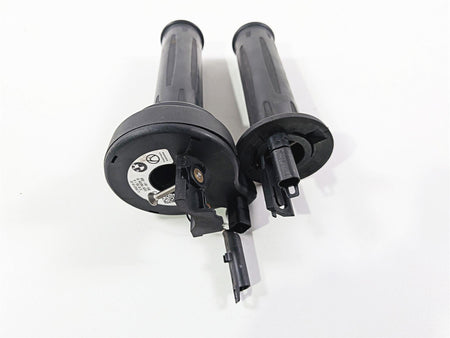 2023 BMW R nineT Scrambler K23 Heated Cruise Hand Grips 61318552120 61318554007 {{ shop.shopifyCountryName }} - Mototech271