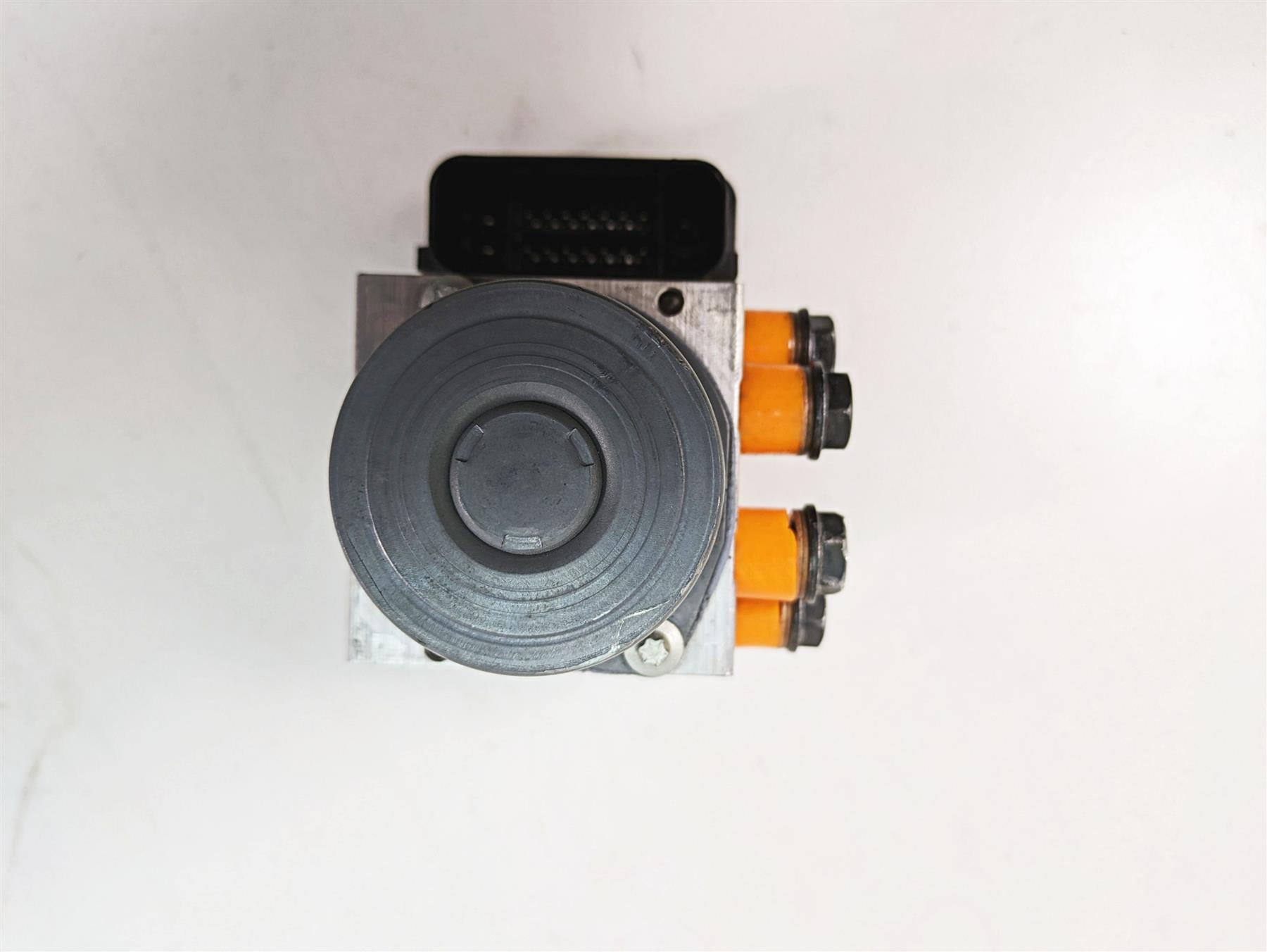 2020 Ducati Hypermotard 950 SP Abs Brake Pump Pressure Module Unit 54240911A {{ shop.shopifyCountryName }} - Mototech271