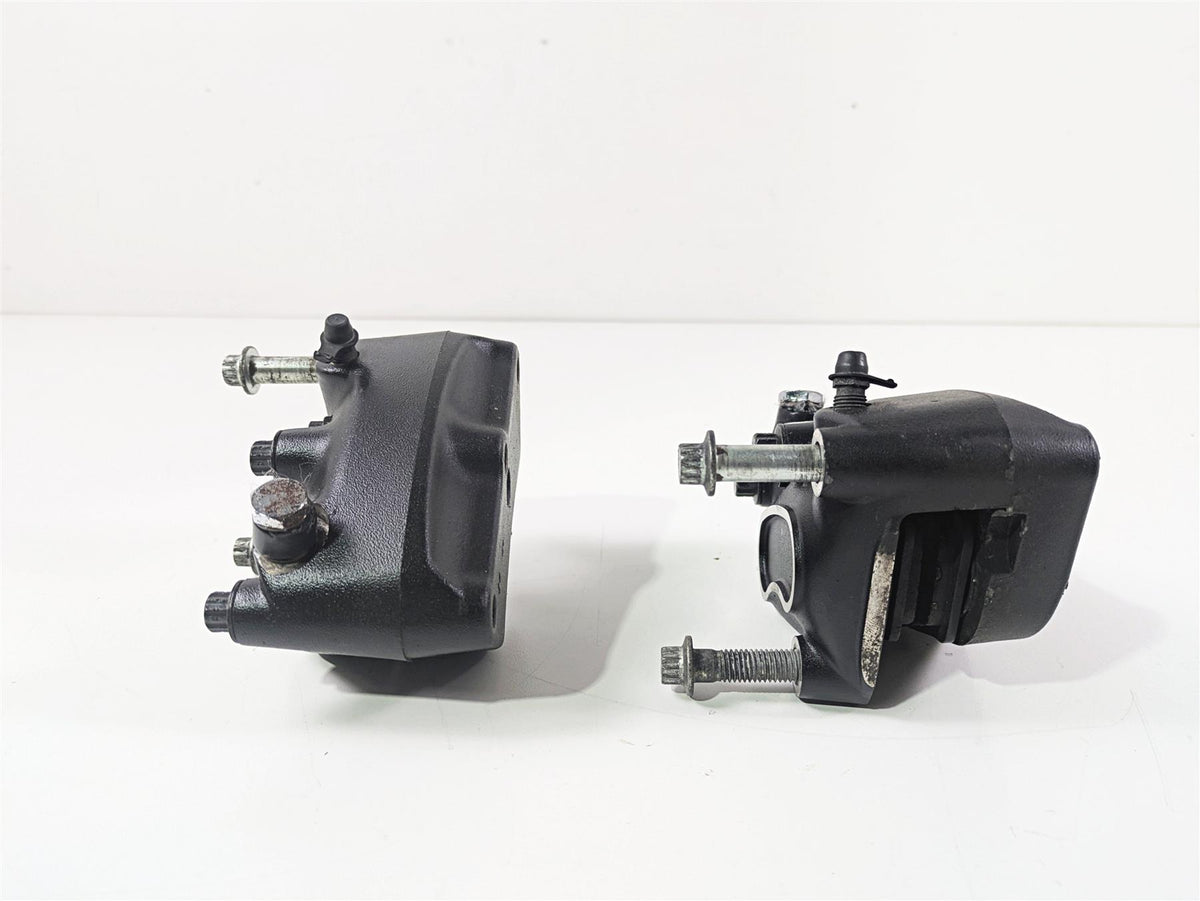 2001 Harley Touring FLHX Street Glide Front Brake Caliper Set 44023-00 44046-00 {{ shop.shopifyCountryName }} - Mototech271