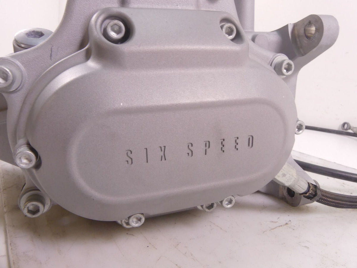 2009 Harley FXCW Softail Rocker 6-Speed Transmission Gear Box 14K 33153-09 {{ shop.shopifyCountryName }} - Mototech271