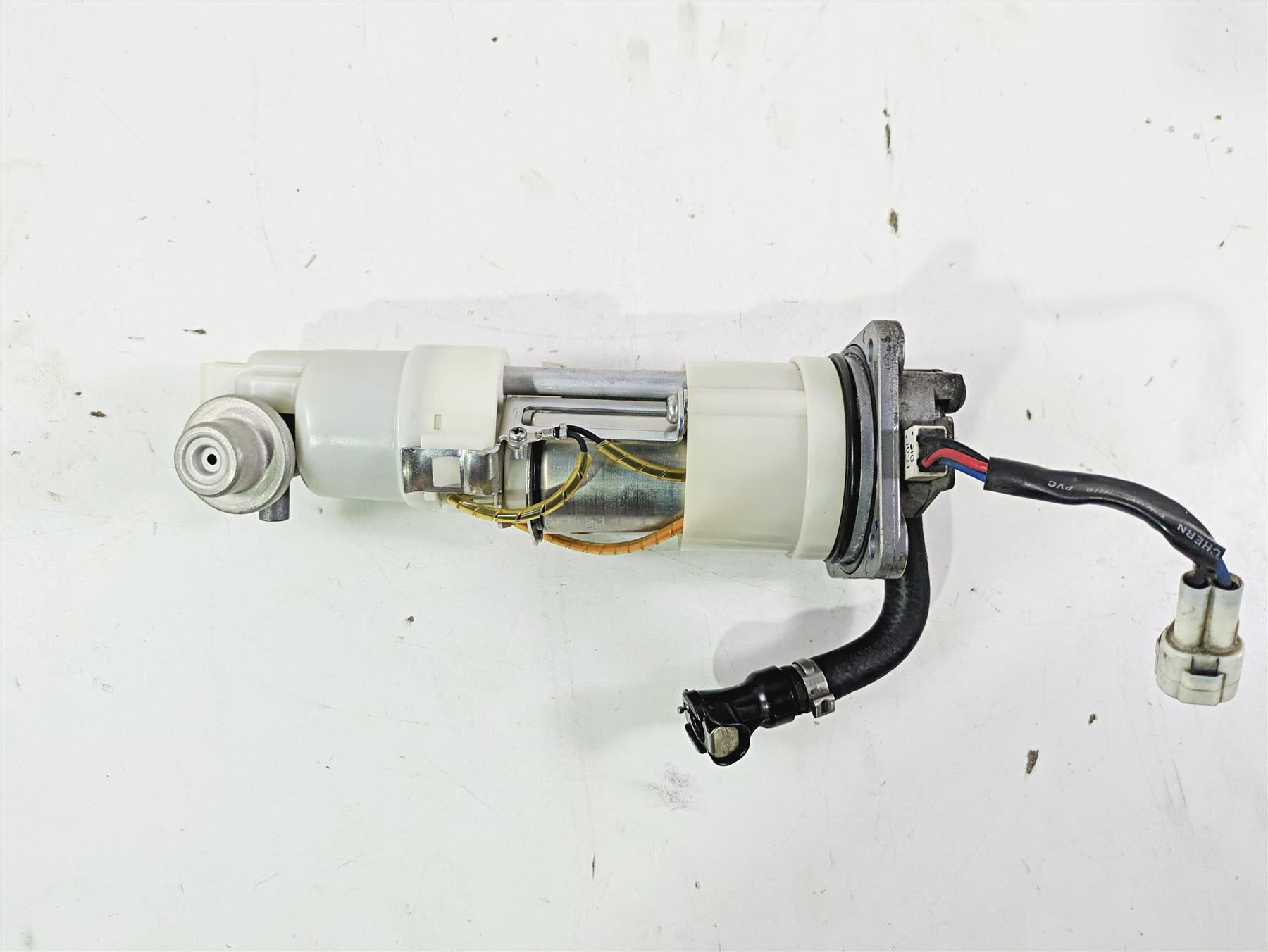 2018 KTM 1290 Super Adv S Fuel Gas Petrol Pump 60307088000 60307088100 {{ shop.shopifyCountryName }} - Mototech271