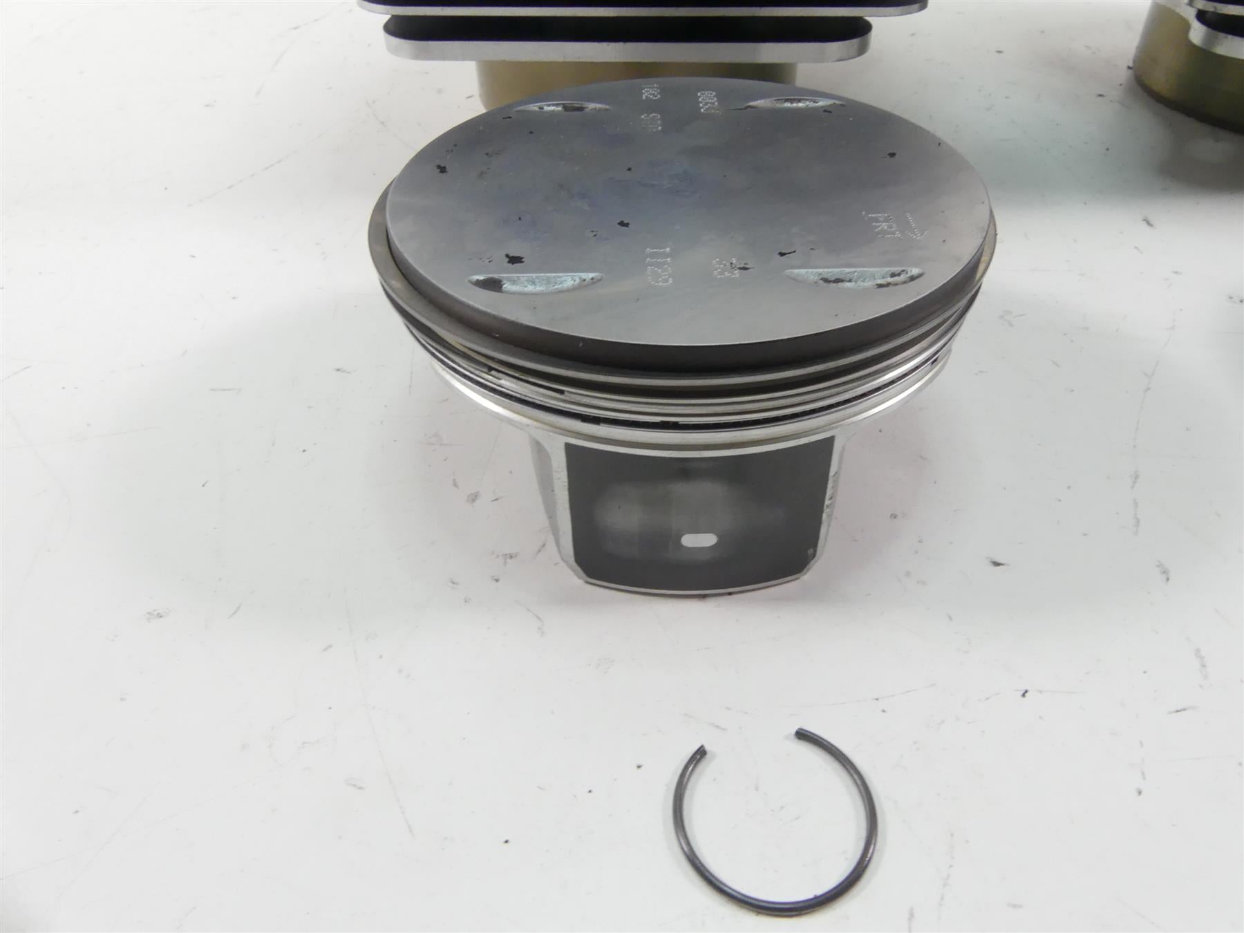 2021 Harley Softail FXBBS Street Bob Cylinder Jug Barrel Piston Set 16800075 {{ shop.shopifyCountryName }} - Mototech271