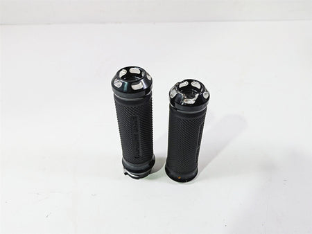 2011 Harley FXDC Dyna Super Glide Performance Machine Apex Grips 0063-2043-BM {{ shop.shopifyCountryName }} - Mototech271