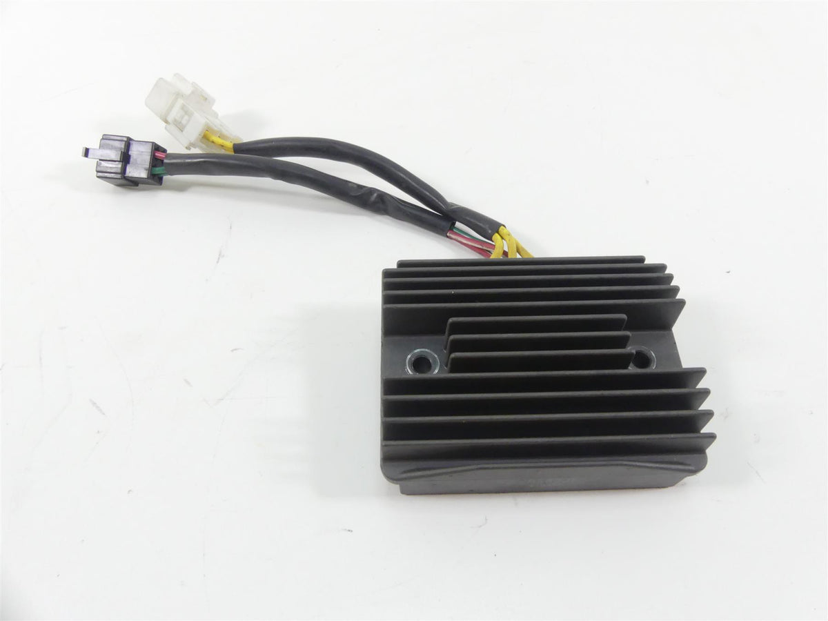 2016 Moto Guzzi V7 II Special 750 Rectifier Voltage Regulator 2D000043 SH689JE {{ shop.shopifyCountryName }} - Mototech271