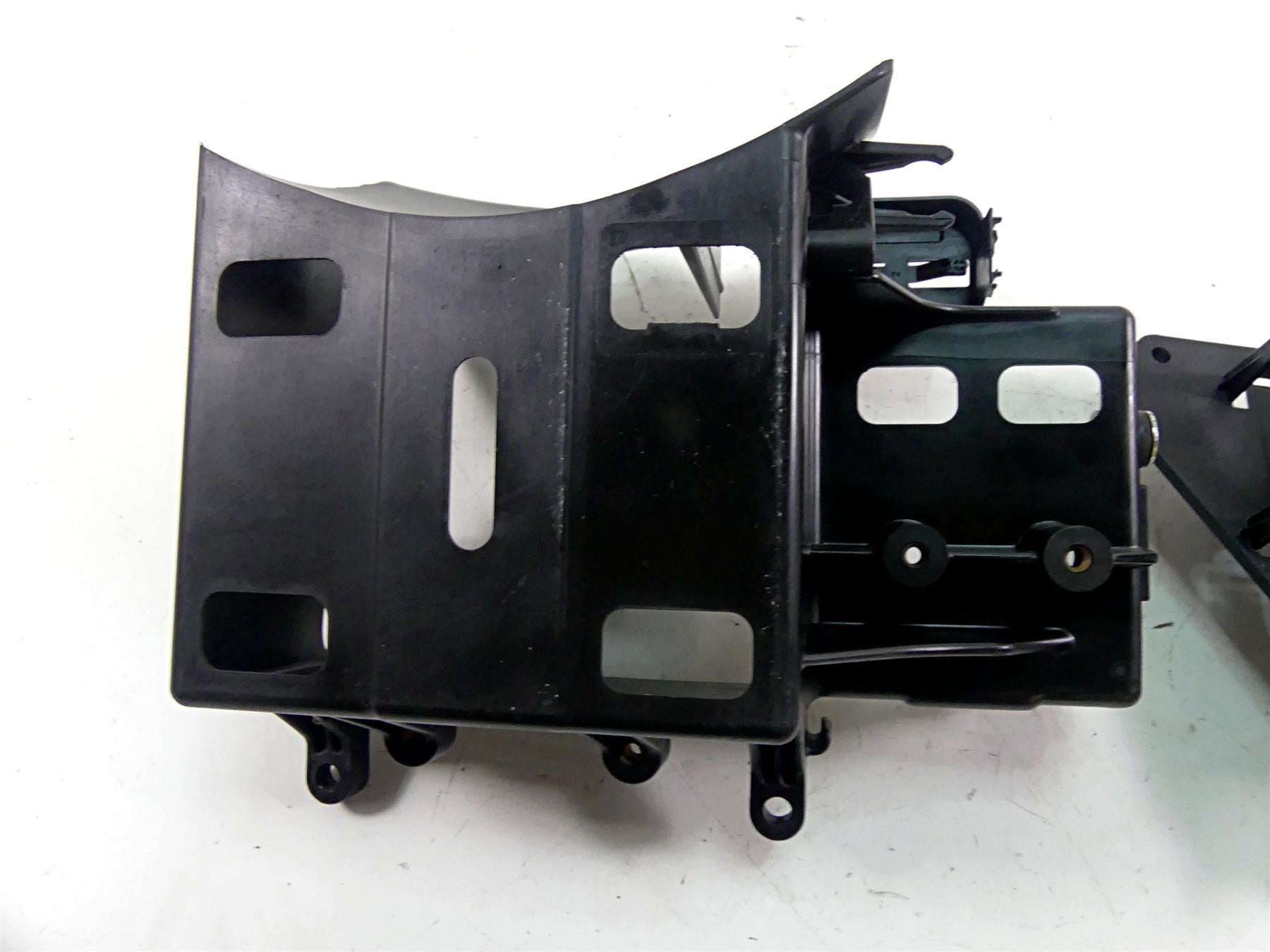 2010 Harley Touring FLHRC Road King Battery & Electrical Fuse Panel Set 66281-09 {{ shop.shopifyCountryName }} - Mototech271