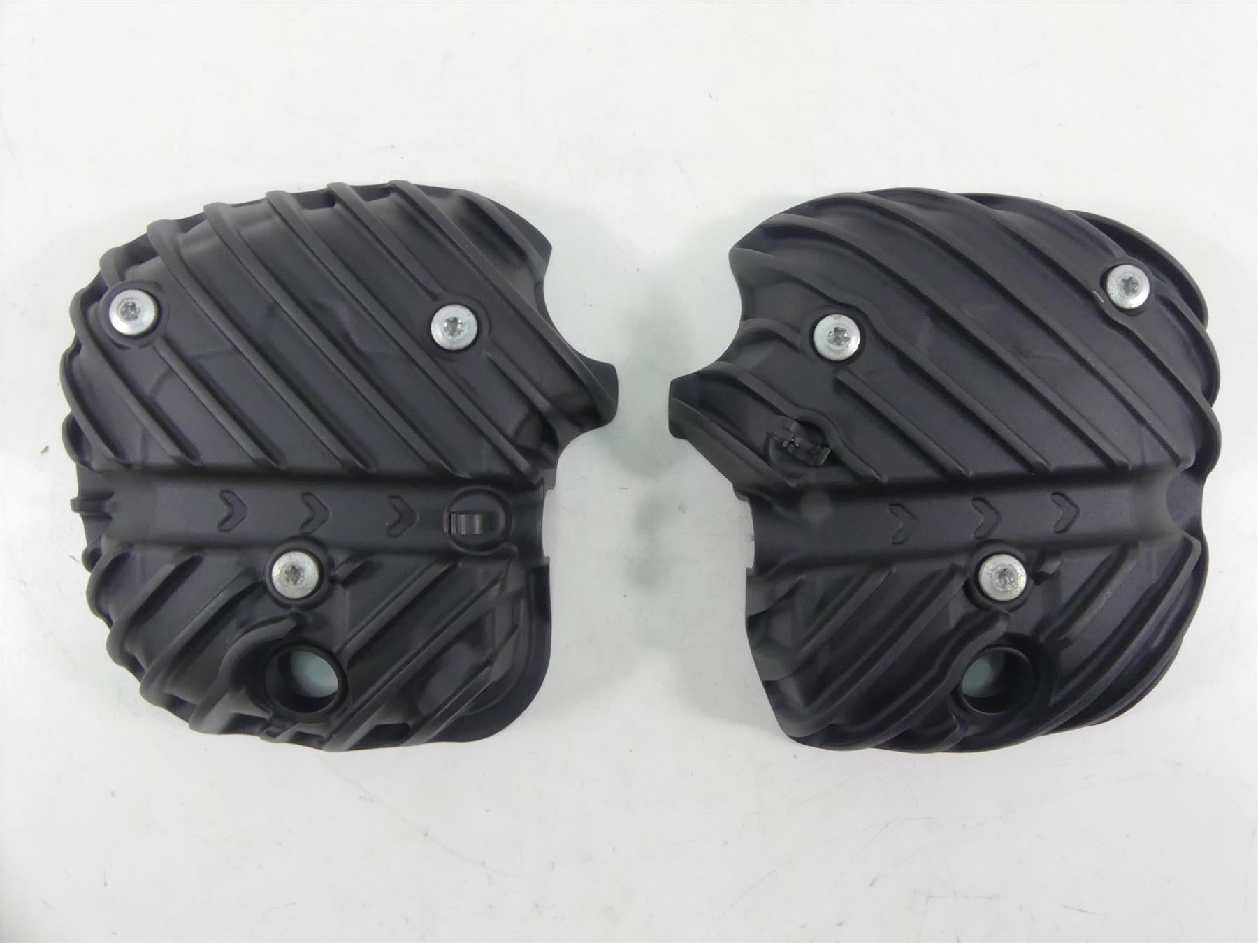 2016 Indian Chieftain Dark Horse Engine Cylinder Valve Rocker Cover Set 5632812 {{ shop.shopifyCountryName }} - Mototech271