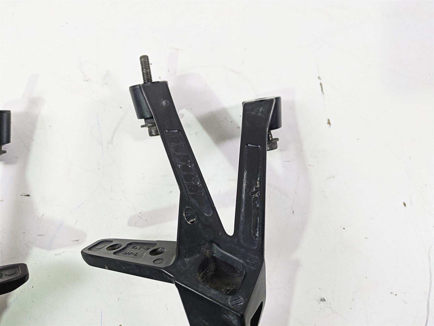 2020 Suzuki V-Strom 1050 XT Rear Passenger Footpeg Rest Set 43811-31J00-YAP {{ shop.shopifyCountryName }} - Mototech271