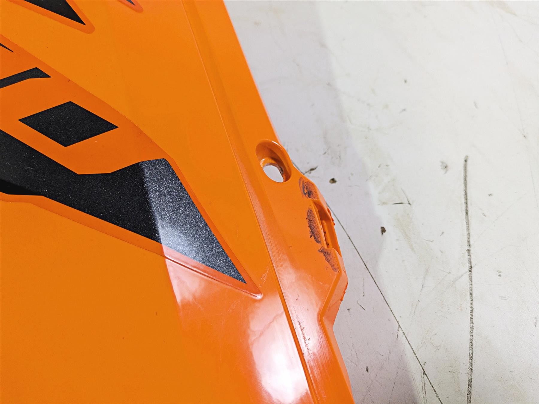 2022 KTM 1290 Super Adventure S Left Tank Fairing Cover Set -READ 61908050020EBA {{ shop.shopifyCountryName }} - Mototech271