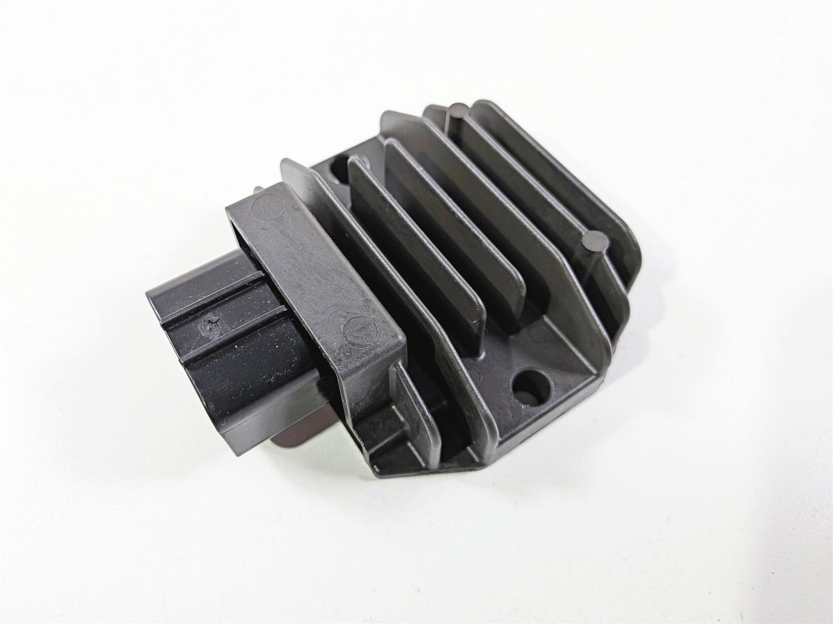 2016 KTM 1290 Super Adventure Rectifier Voltage Regulator 60311034000 FH022AA {{ shop.shopifyCountryName }} - Mototech271