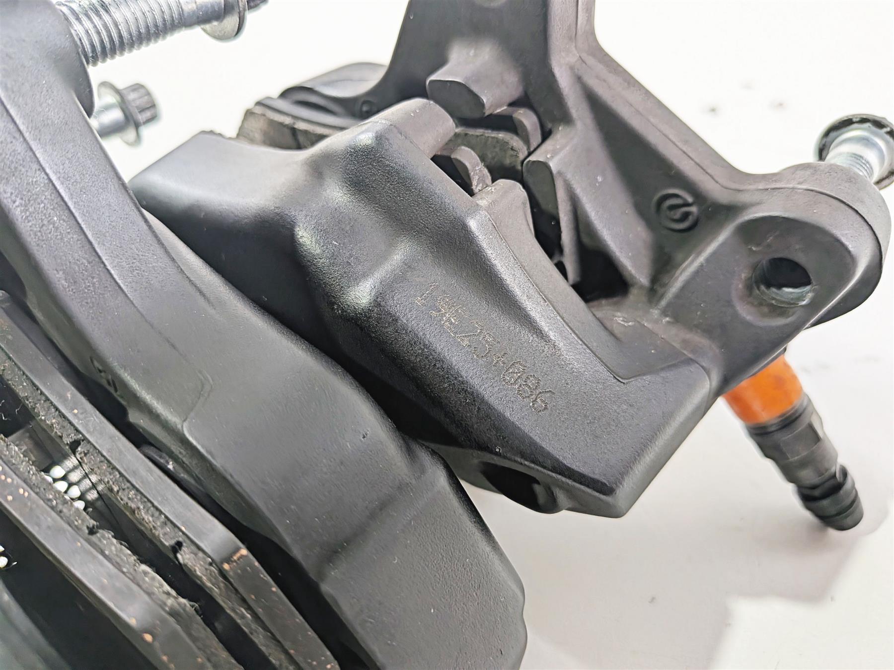 2020 Harley Touring FLTRK Road Glide Front Brake Caliper Set 43027-08 44023-08 {{ shop.shopifyCountryName }} - Mototech271