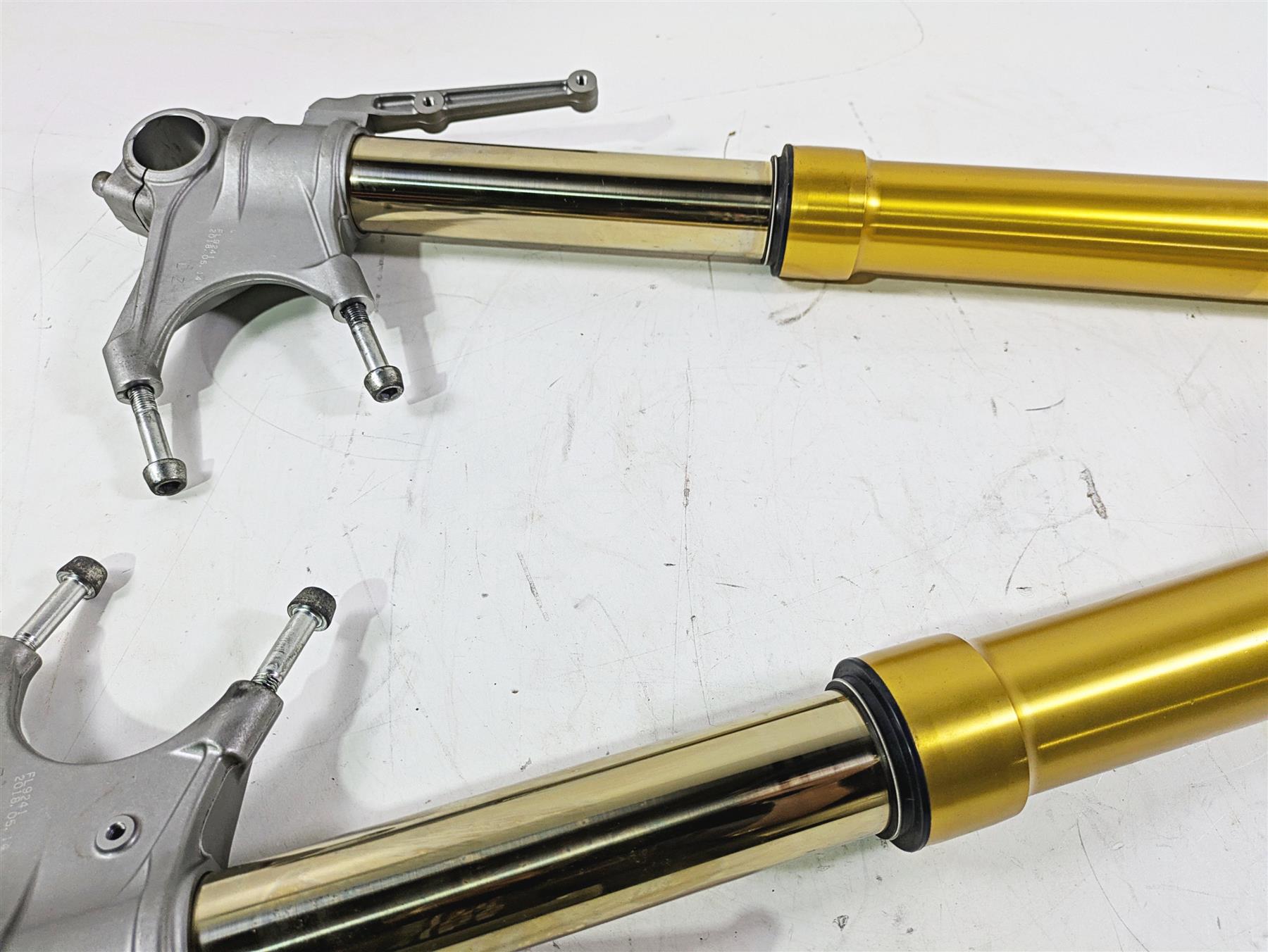 2018 Ducati Hypermotard 939 SP Straight Ohlins Front Fork Leg Set 34420751A {{ shop.shopifyCountryName }} - Mototech271