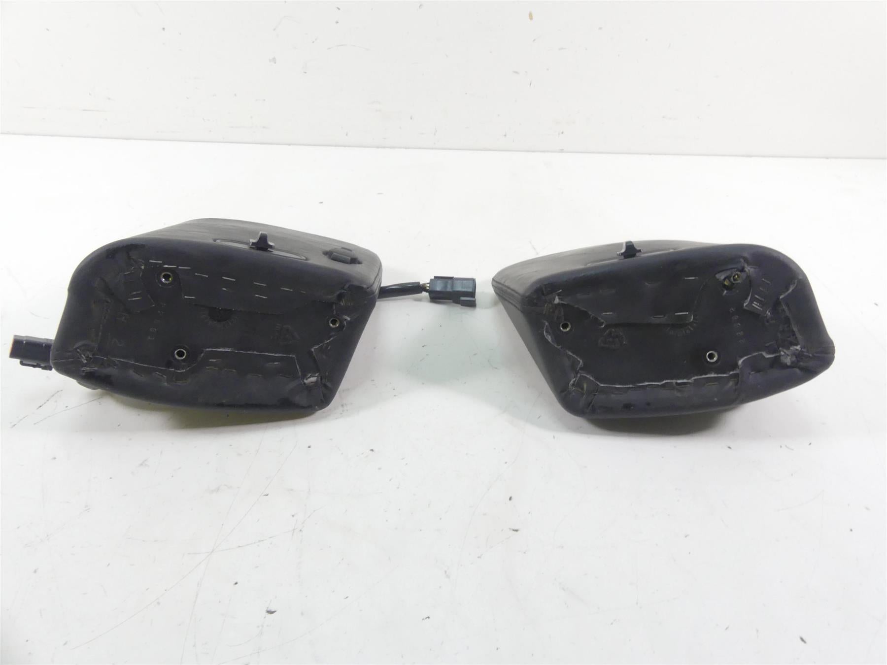 2007 Harley FLHTCU SE2 CVO Electra Glide Tour Pack Rear Speaker Set 76601-07A {{ shop.shopifyCountryName }} - Mototech271