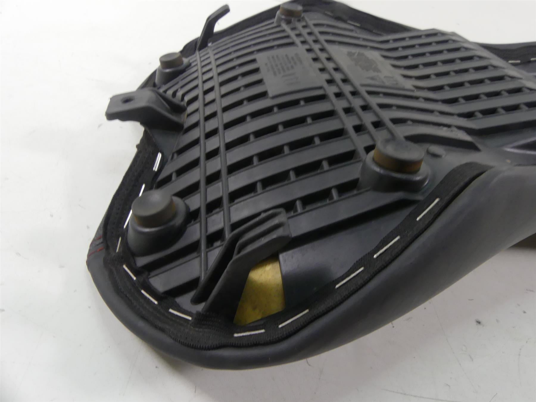 2019 Triumph Street Triple 765R Nice Front Driver Seat Saddle T2308428 {{ shop.shopifyCountryName }} - Mototech271
