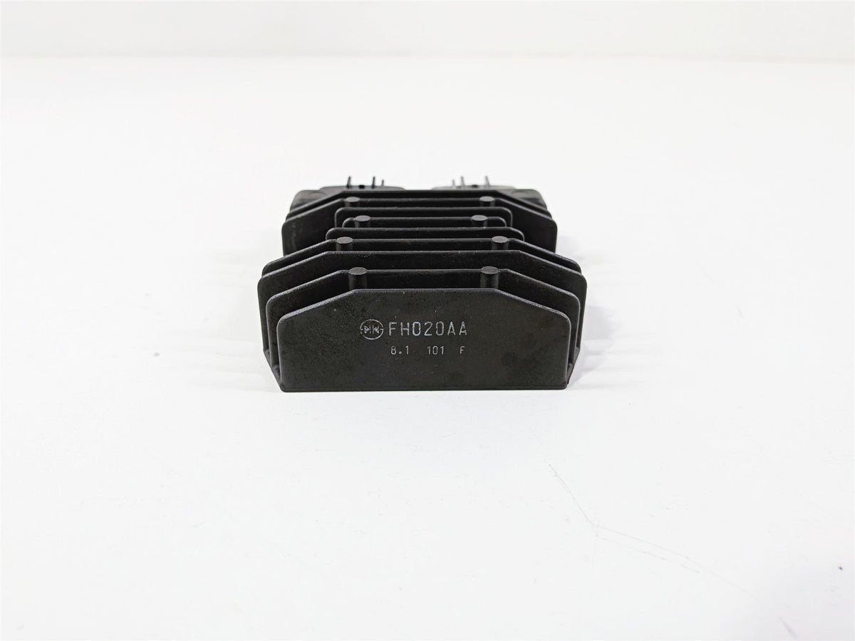 2019 Triumph Speed Triple RS 1050 Rectifier Voltage Regulator T1300675 FH020AA {{ shop.shopifyCountryName }} - Mototech271