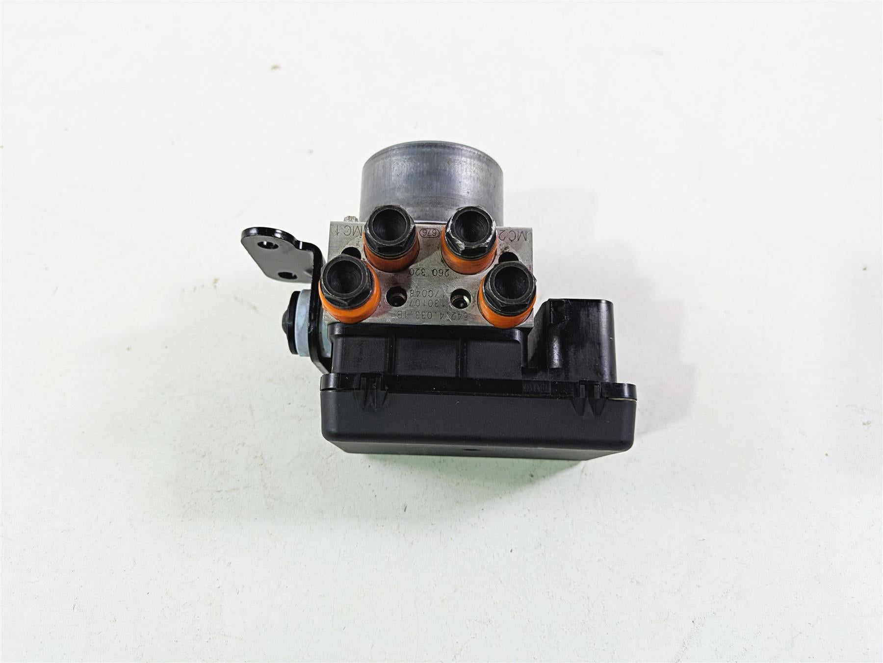 2013 Ducati Hypermotard 821 SP Abs Brake Pump Module 54240402A 54240331B {{ shop.shopifyCountryName }} - Mototech271