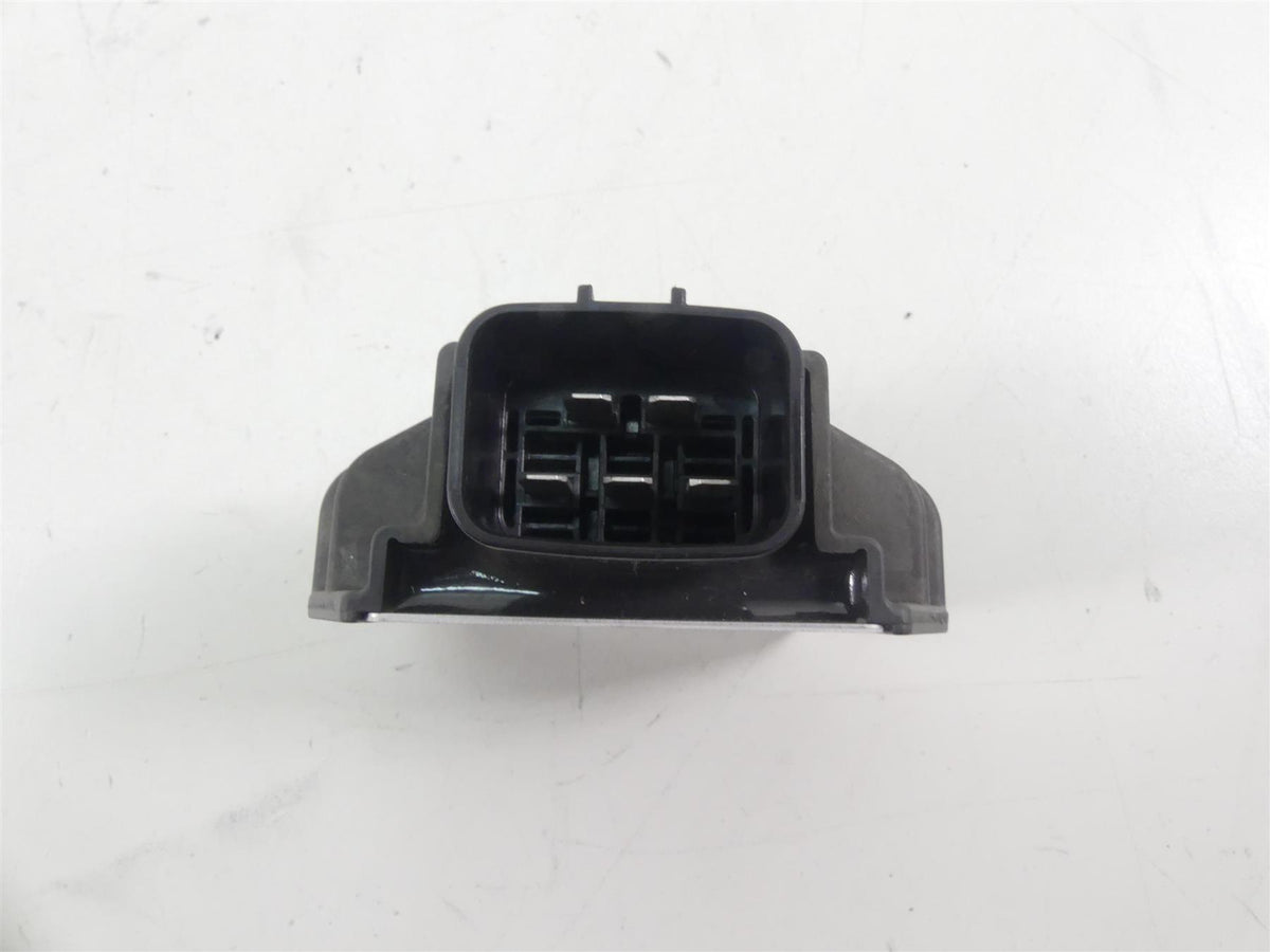 2022 Yamaha MT09 FZ09 Rectifier Voltage Regulator 2CR-81960-00-00 FH022BA {{ shop.shopifyCountryName }} - Mototech271
