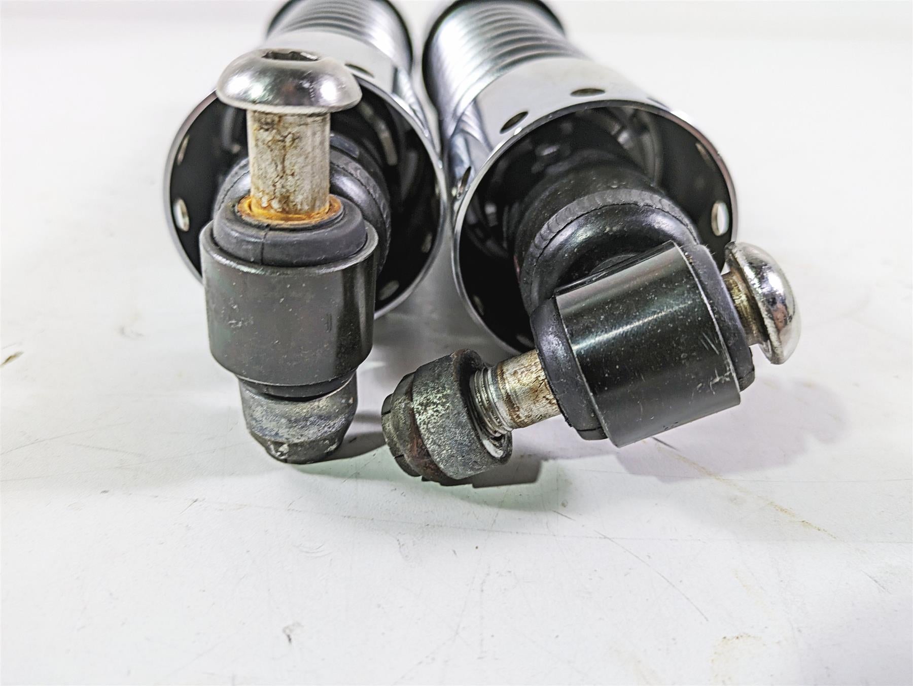 2003 Harley Dyna FXDL Low Rider 100TH Rear Damper Shocks Set 12" 54615-01 {{ shop.shopifyCountryName }} - Mototech271