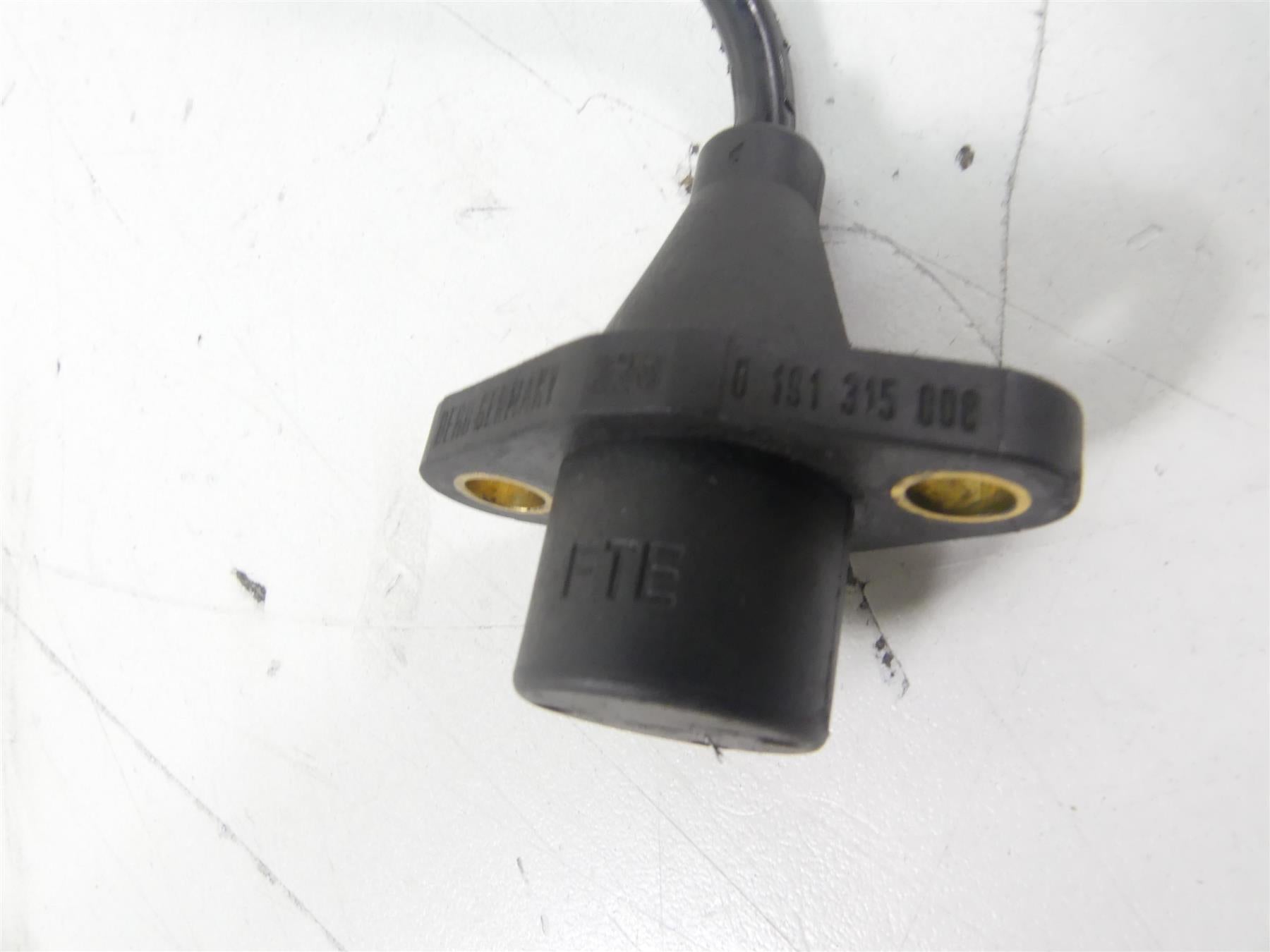 2003 BMW R1150 GS R21 Front Abs Brake Wheel Speed Sensor Integral 34522333484 {{ shop.shopifyCountryName }} - Mototech271
