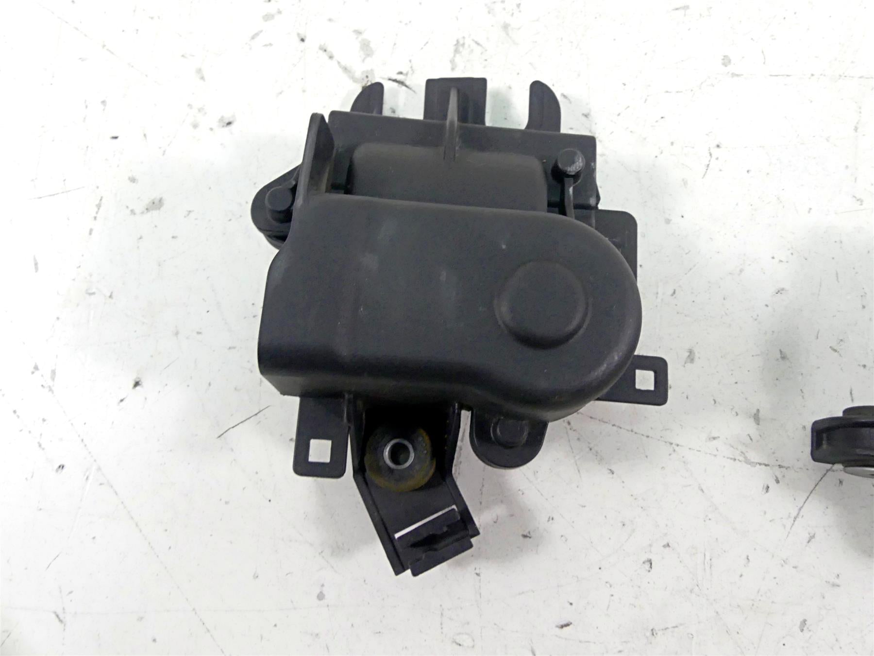 2018 BMW S1000RR K46 Exhaust Actuator Servo Motor Set 18517722614 18519443059 {{ shop.shopifyCountryName }} - Mototech271