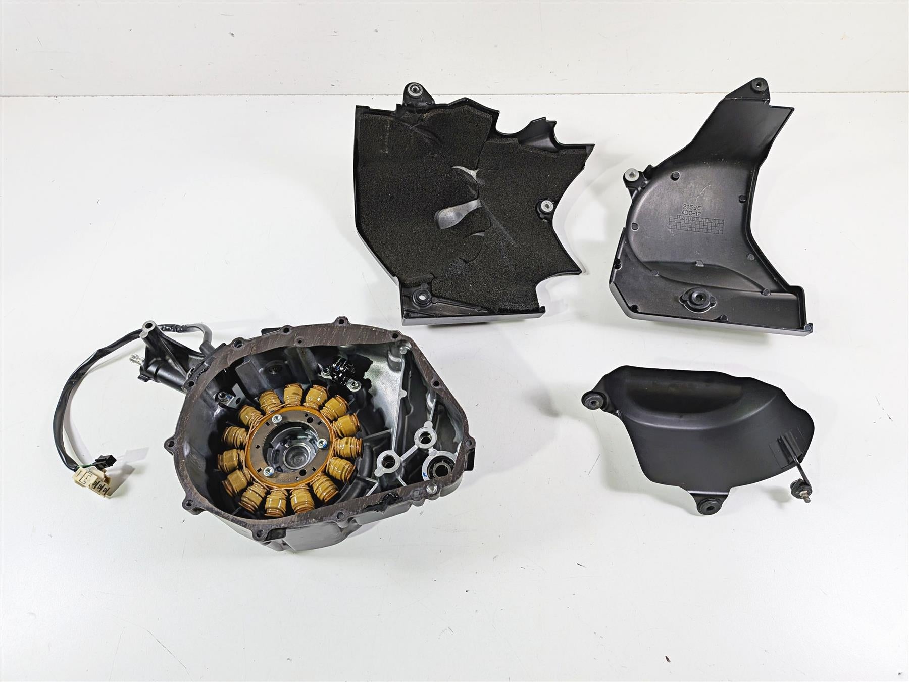 2014 Suzuki M109R VZR1800 Boulevard Stator Final Drive Cover Set 32101-48G20